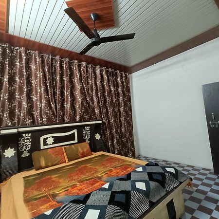 Keshav Narayan Home Stay Mathura Exteriér fotografie