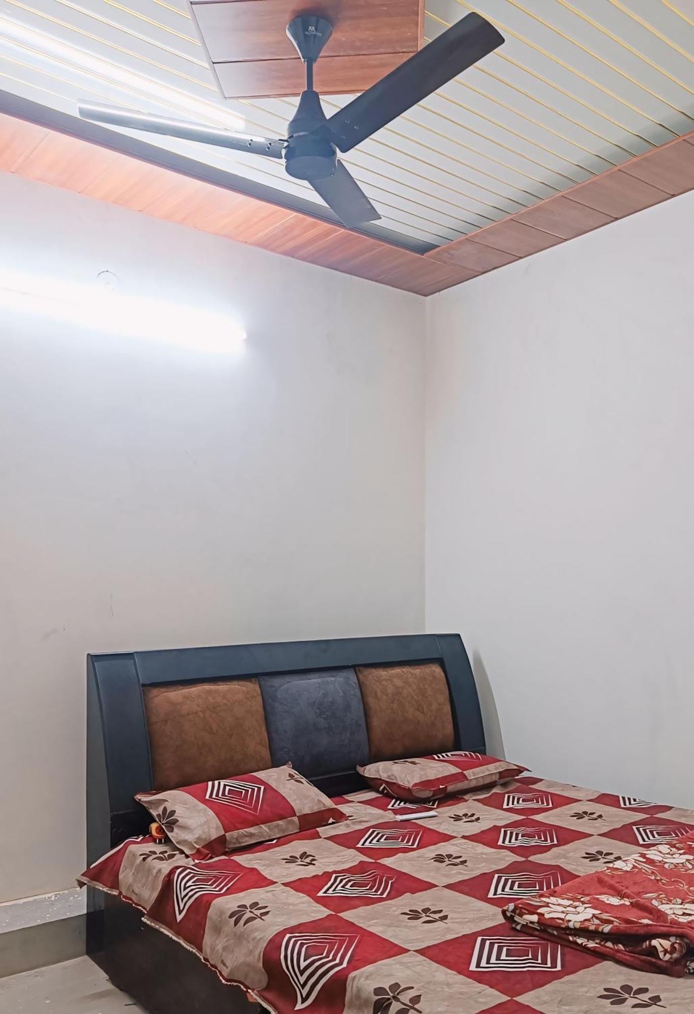 Keshav Narayan Home Stay Mathura Exteriér fotografie
